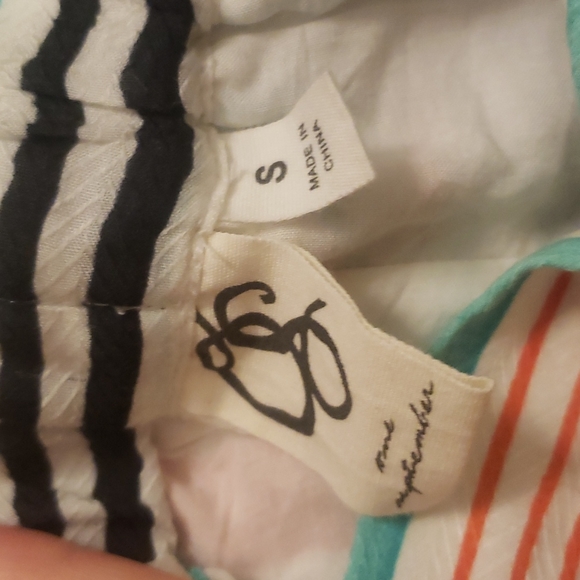 Anthropology skirt size 6 - Picture 2 of 5